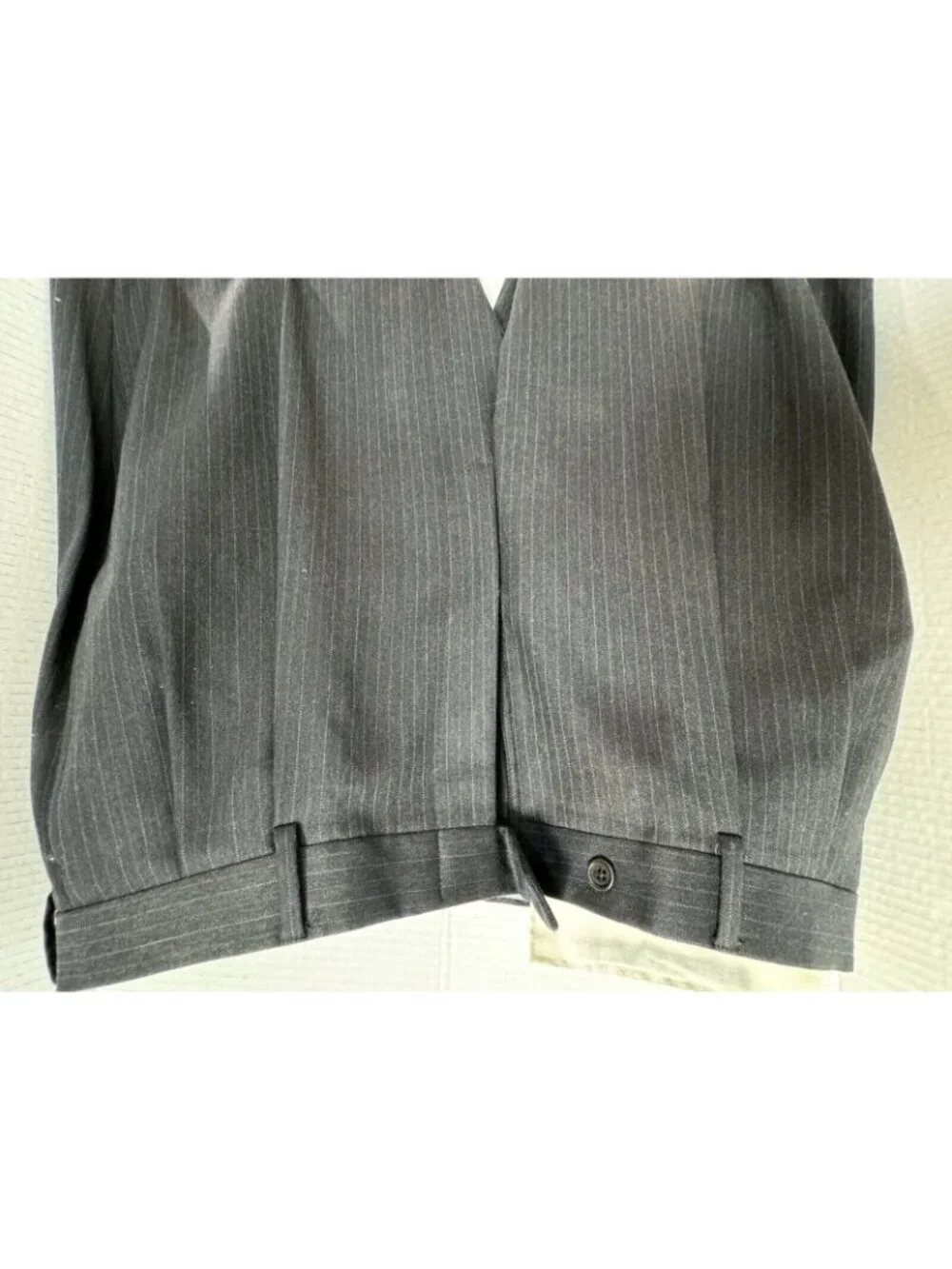 Tommy Hilfiger Mens Gray Pinstripe Wool Suit 43L W37 Colombia Business Office - Picture 10 of 11